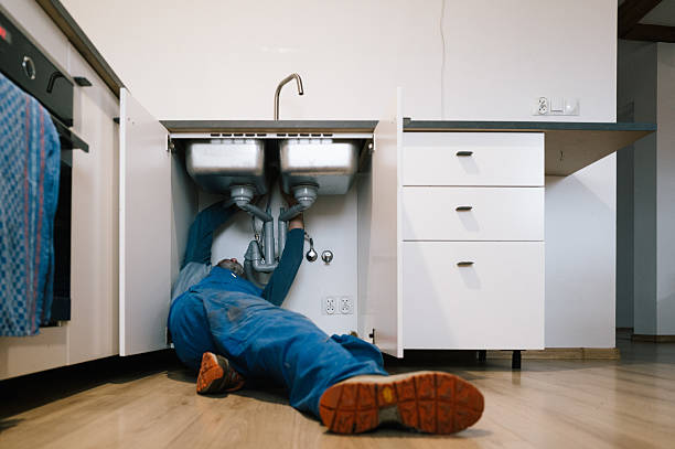 Professional Drain Cleaning technician working in Dell City, TX